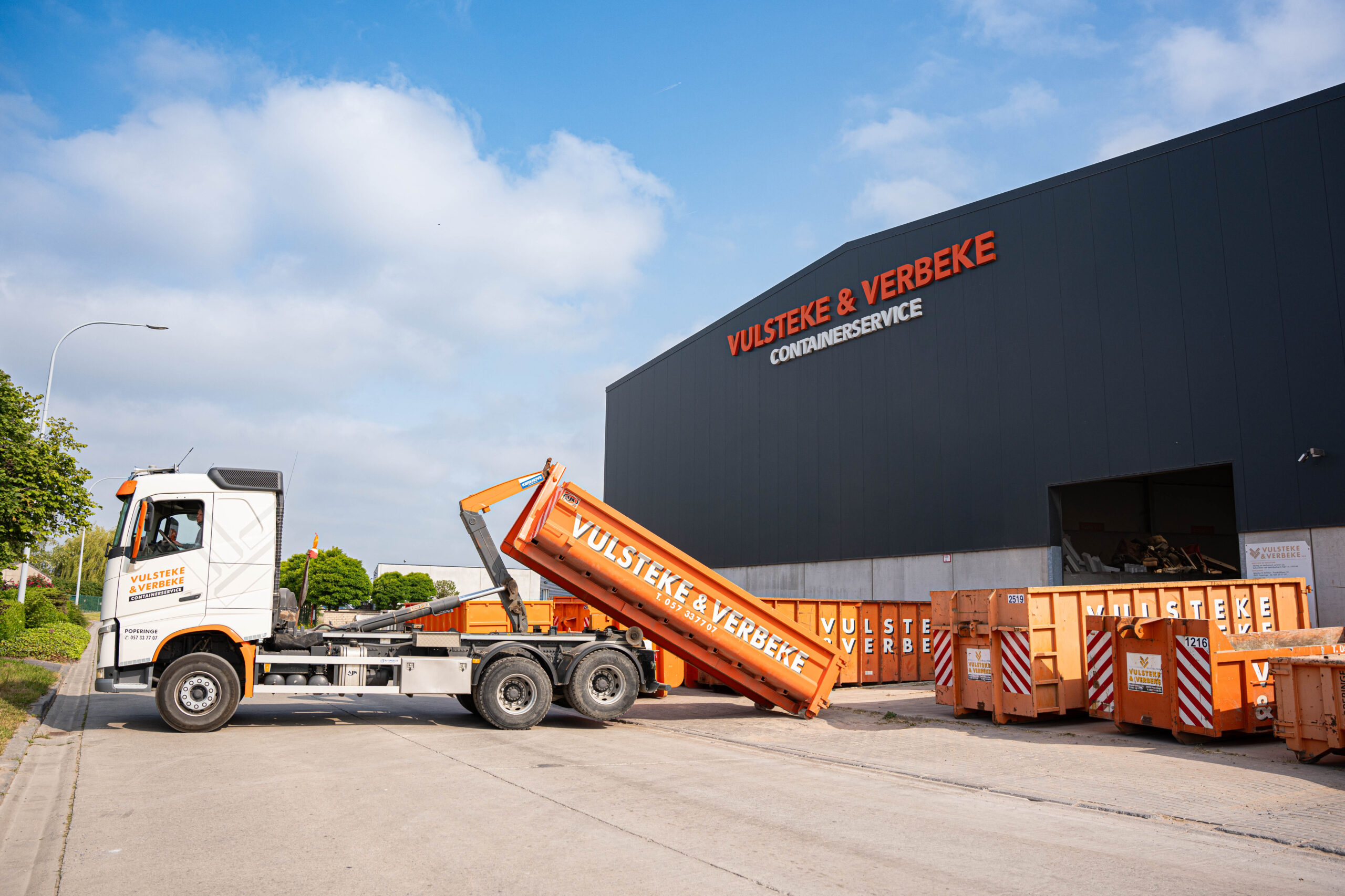 Optrekken Container Voorkant